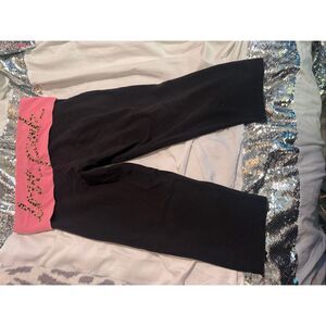 VS PINK logo  leopard & pink yoga capri pants/legging m